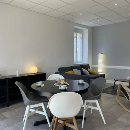 Maison Moderne A Avec Jardin Et Animaux Admis - Fr-1-489-341 *
