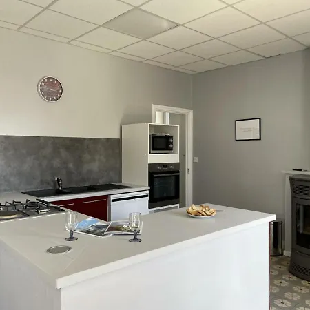 Maison Moderne A Avec Jardin Et Animaux Admis - Fr-1-489-341 * La Chabanne