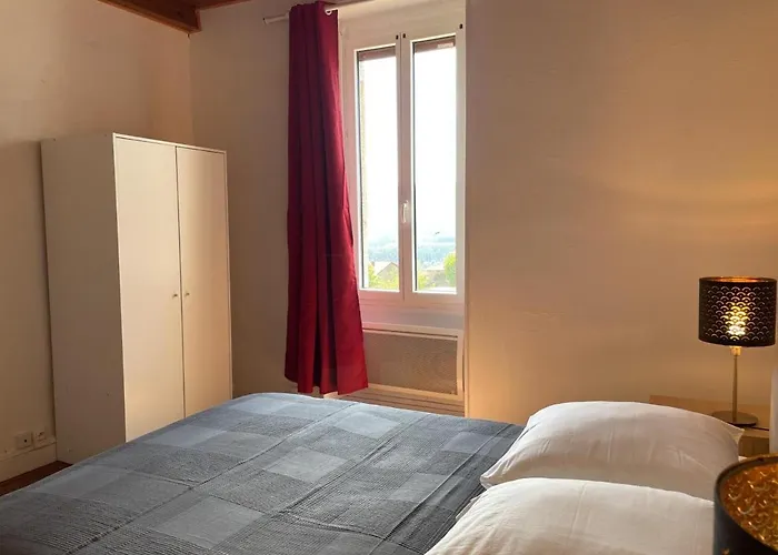 Holiday home Maison Moderne A Avec Jardin Et Animaux Admis - Fr-1-489-341